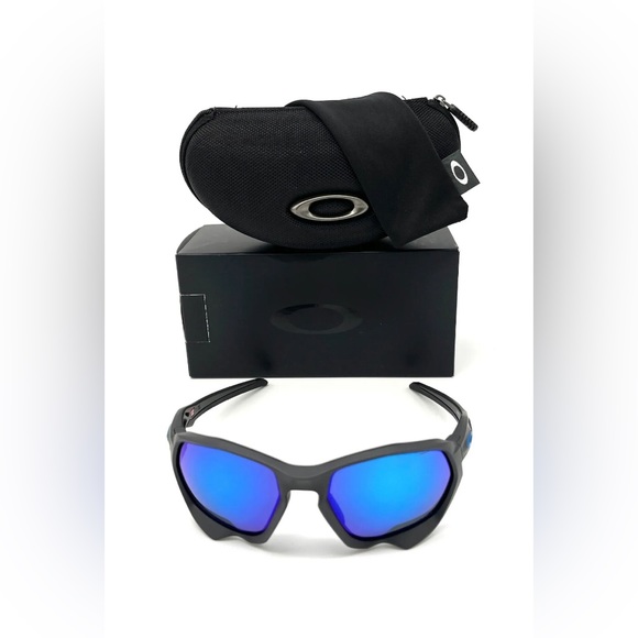 OAKLEY PLAZMA (A) OO9019-05 Matte Carbon / Prizm Sapphire 59mm Sunglasses - Picture 2 of 4